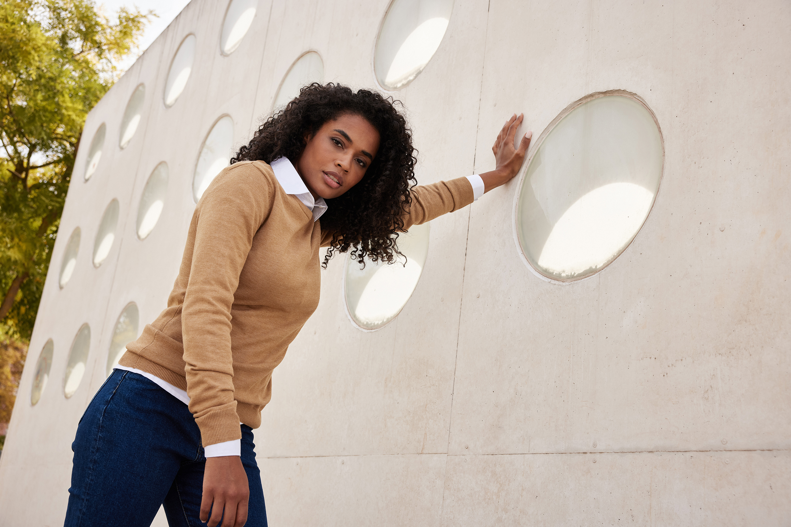 Ladies' Round-Neck Pullover